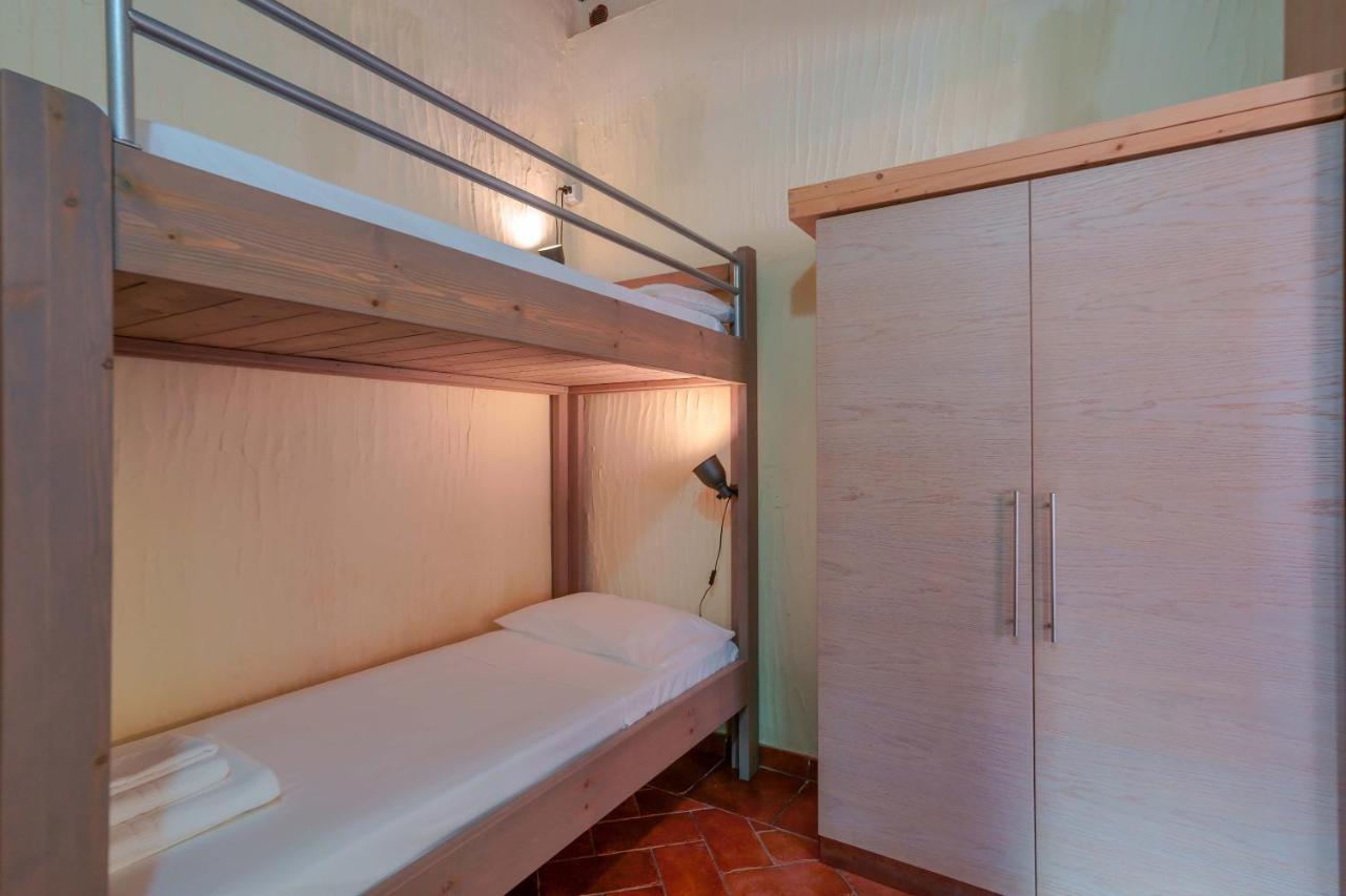 Cedri 14 Guest House กาปิตานา ภายนอก รูปภาพ